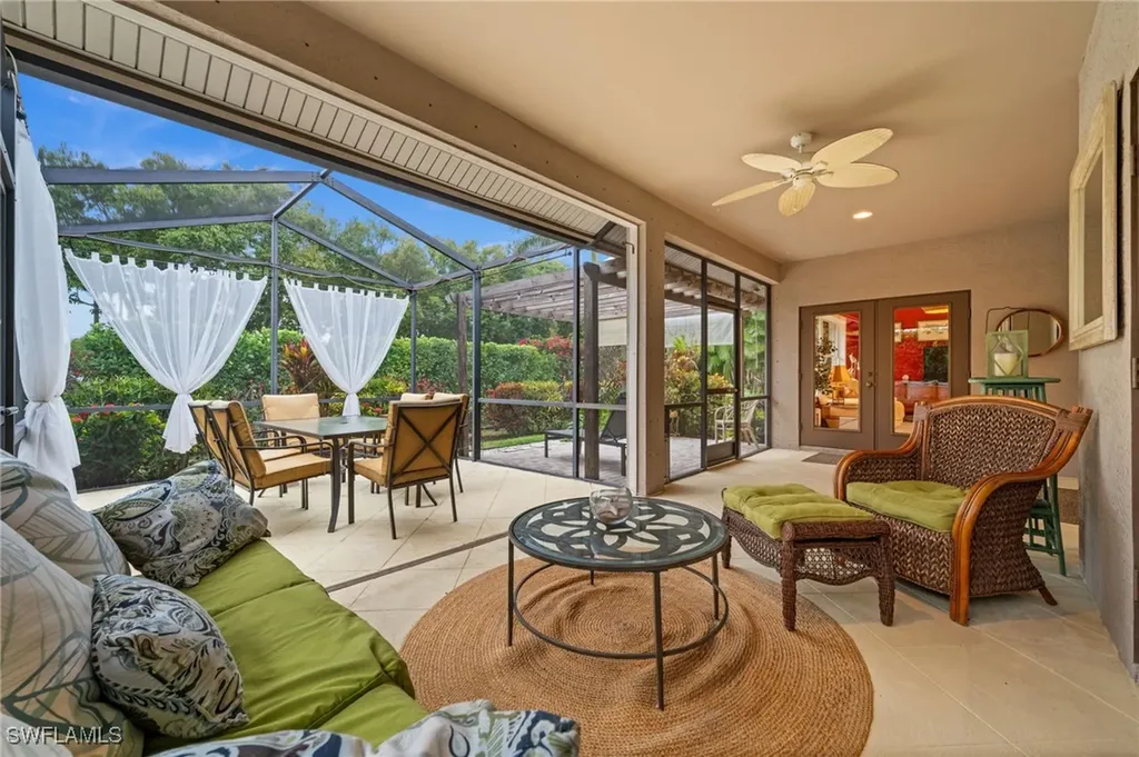 2440 River Reach Drive Naples FL 34104