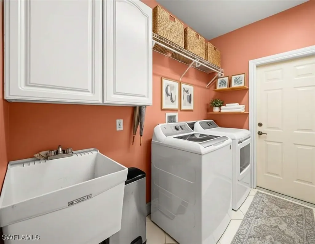 2440 River Reach Drive Naples FL 34104