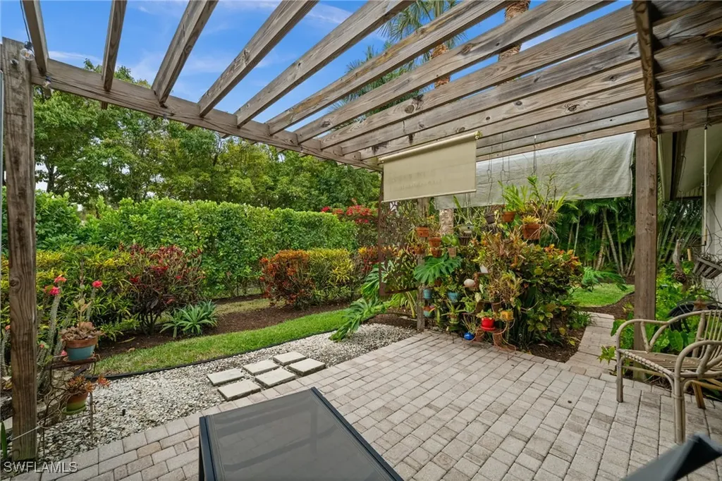 2440 River Reach Drive Naples FL 34104