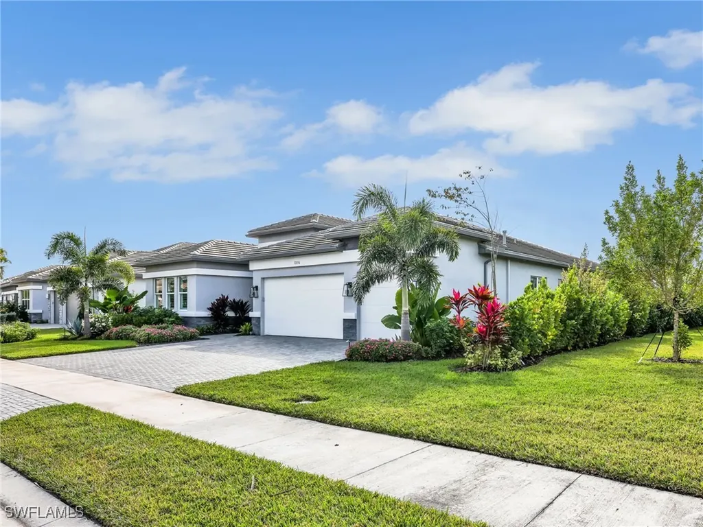 12056 Oleander Avenue Naples FL 34120