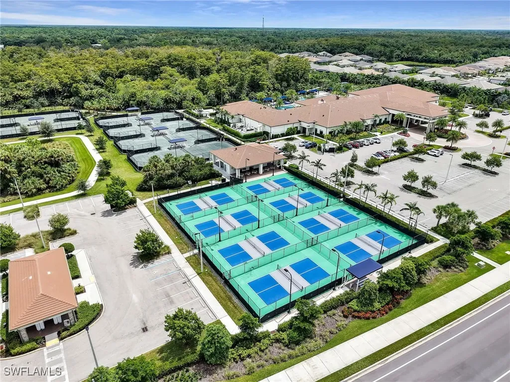 12056 Oleander Avenue Naples FL 34120