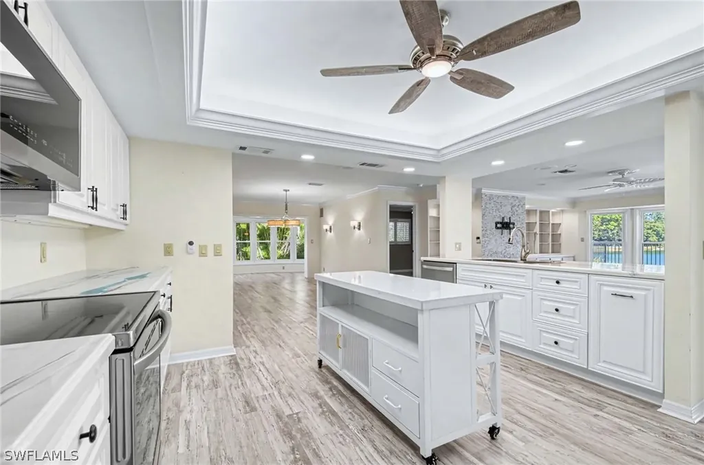 740 Bald Eagle Drive Naples FL 34105