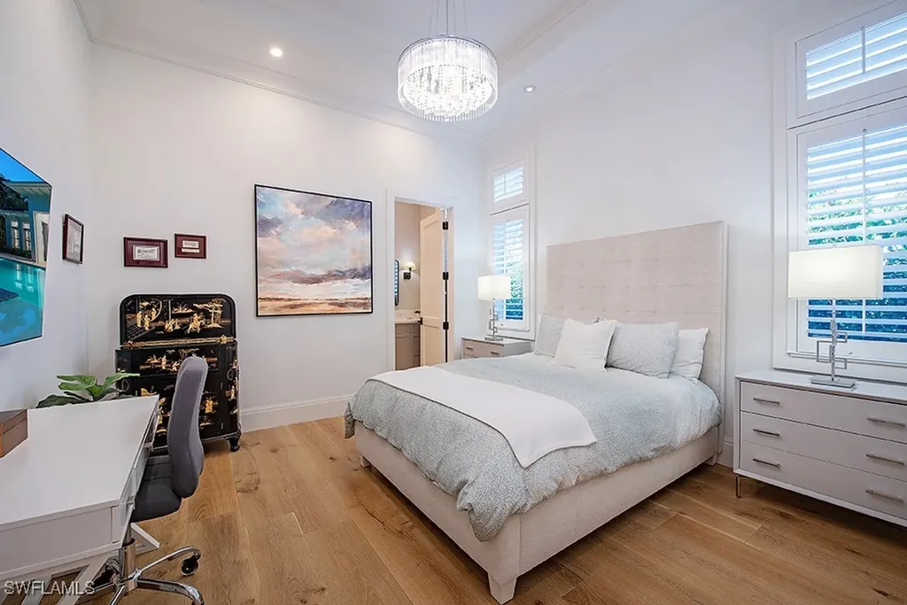 452 Putter Point Drive Naples FL 34103