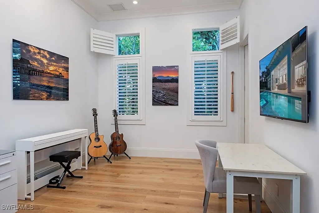 452 Putter Point Drive Naples FL 34103