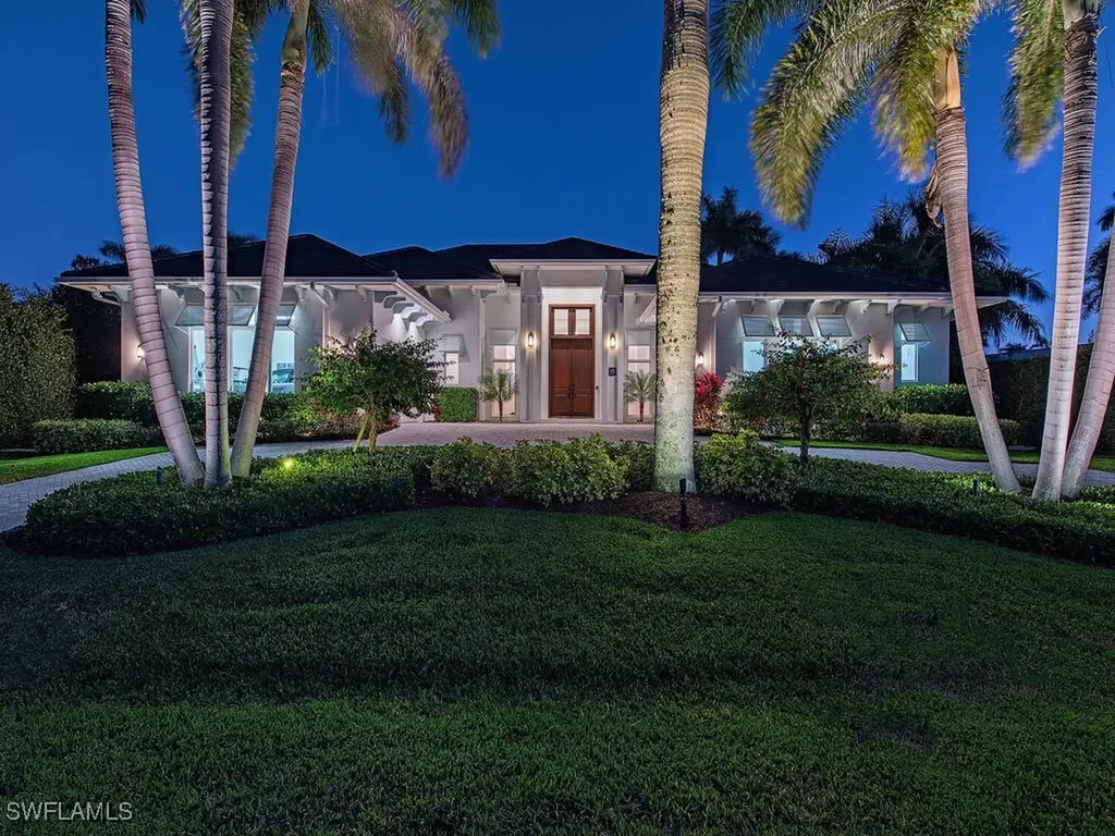 452 Putter Point Drive Naples FL 34103