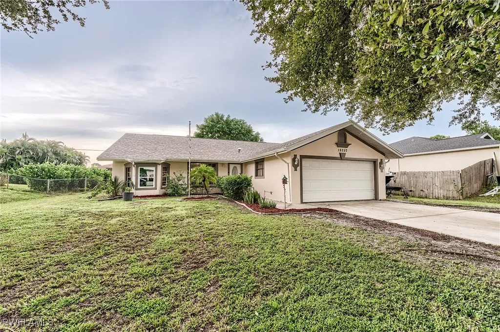 18257 Huckleberry Road Fort Myers FL 33967