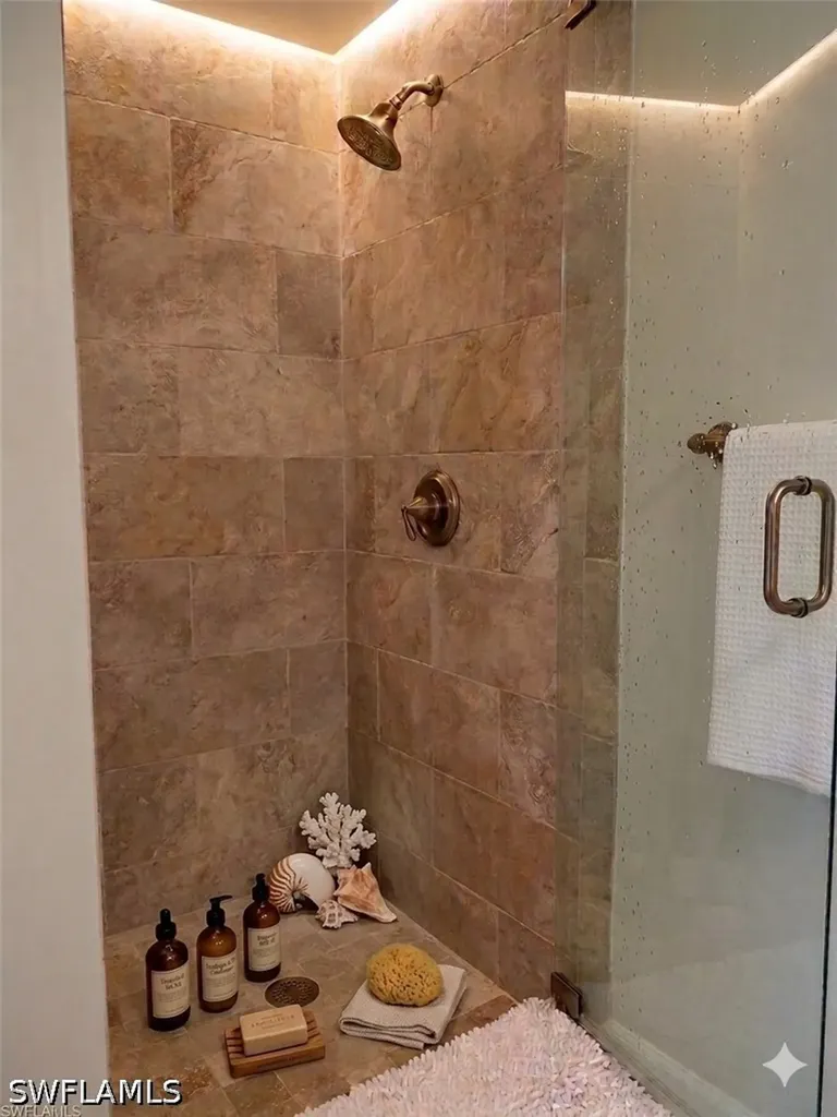 408 Broad Avenue S Naples FL 34102