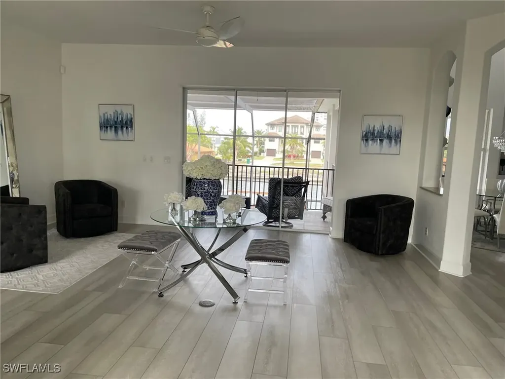 225 Egret Avenue Naples FL 34108