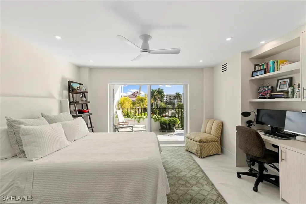 3951 Gulf Shore Boulevard N Naples FL 34103