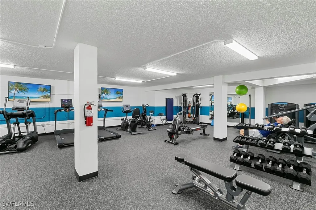 3951 Gulf Shore Boulevard N Naples FL 34103
