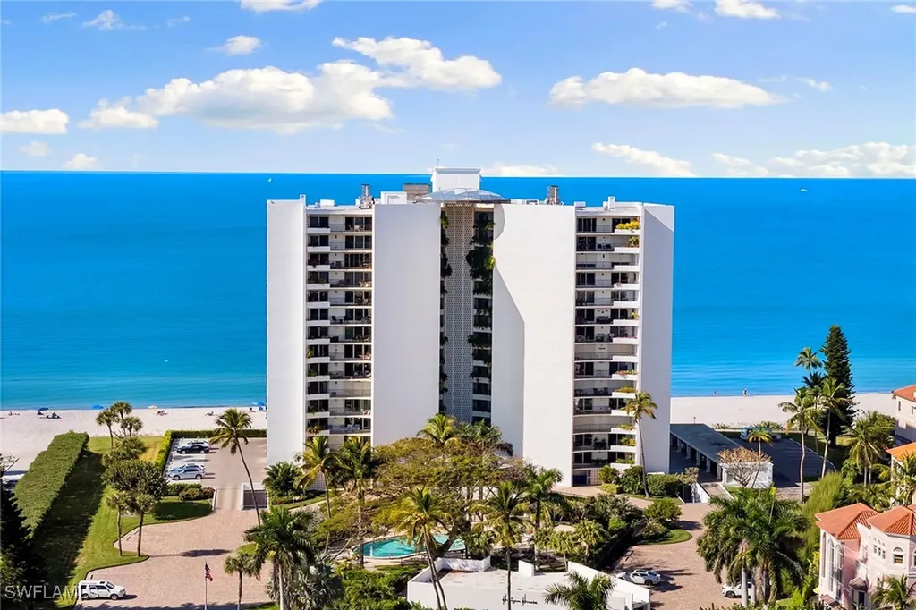3951 Gulf Shore Boulevard N Naples FL 34103