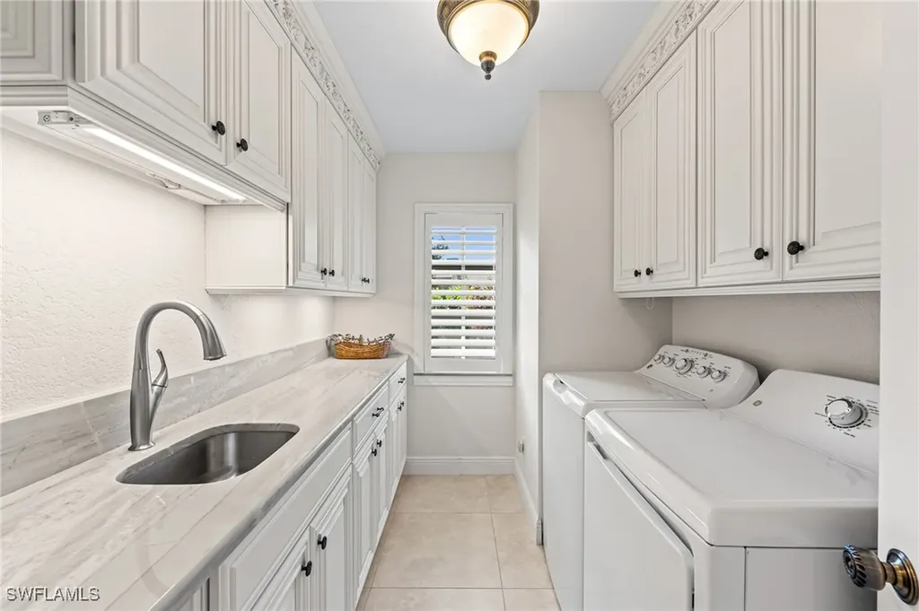1930 Blackstone Circle Naples FL 34109