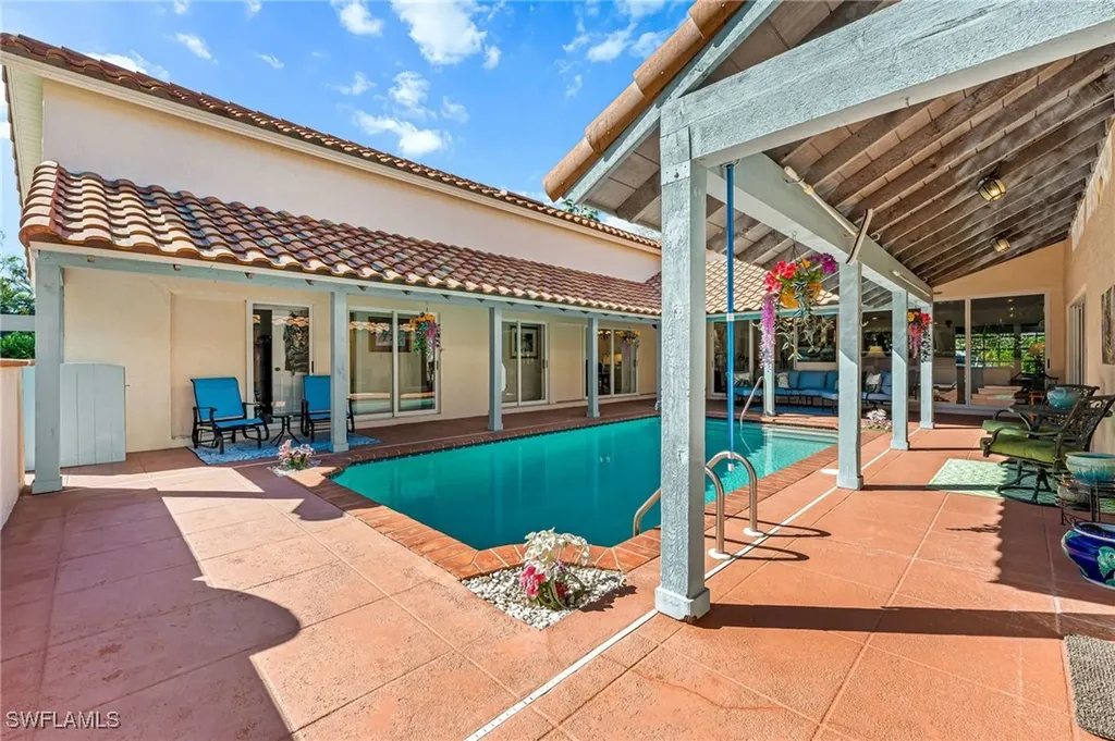 1930 Blackstone Circle Naples FL 34109