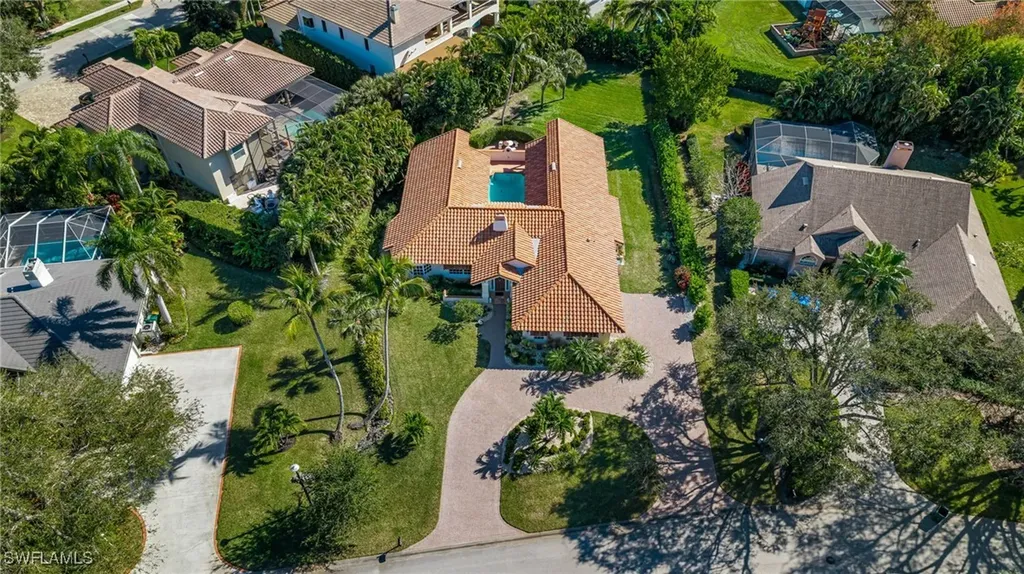 1930 Blackstone Circle Naples FL 34109