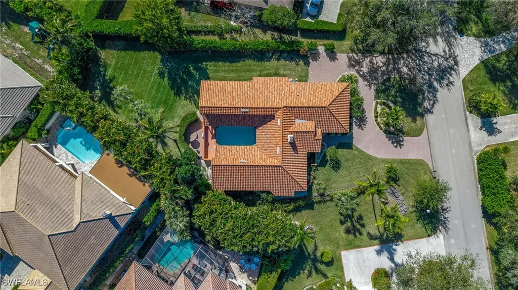 1930 Blackstone Circle Naples FL 34109