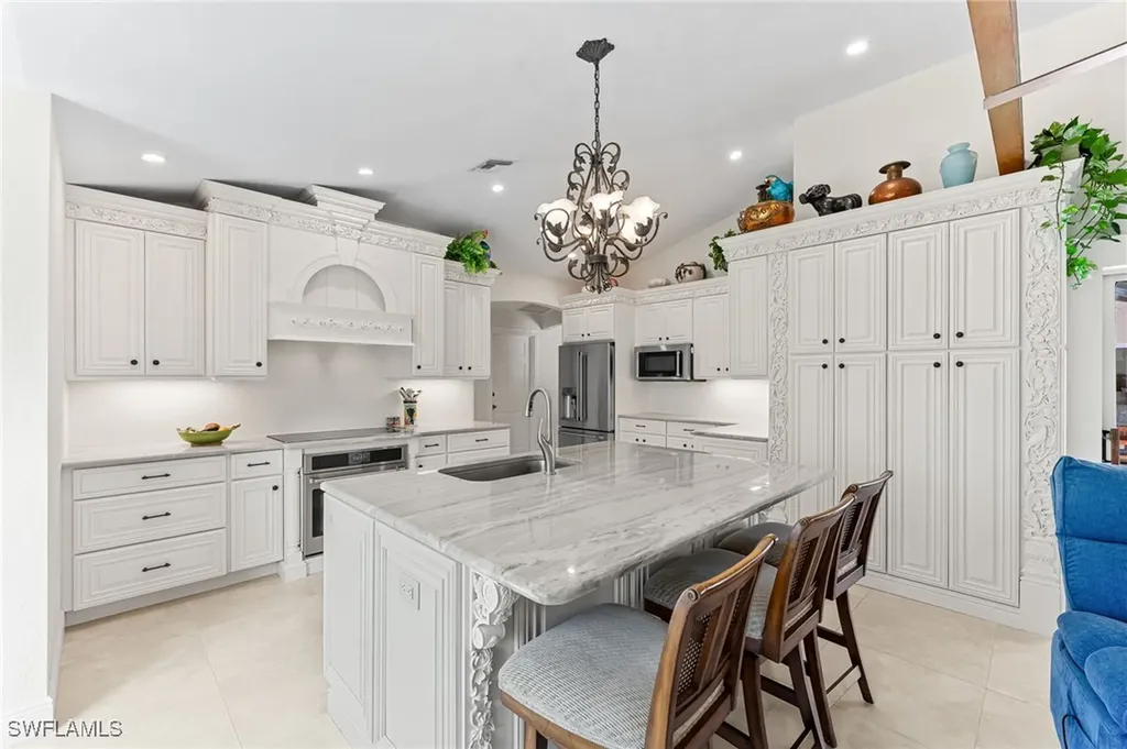 1930 Blackstone Circle Naples FL 34109