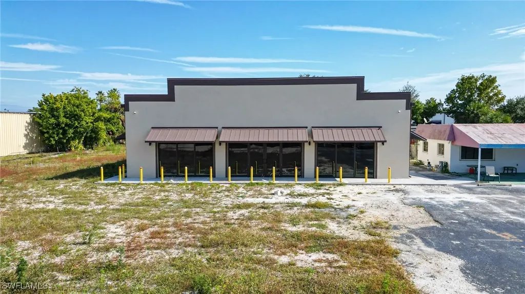 3671 Fowler Street Fort Myers FL 33901
