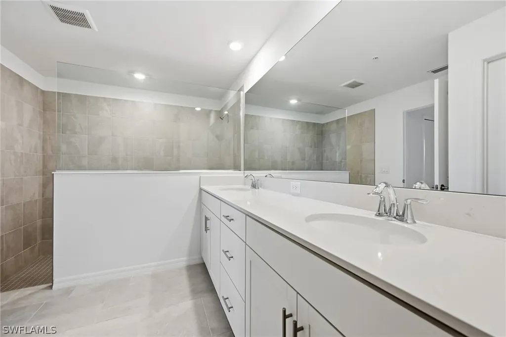 5615 Newcastle Court Ave Maria FL 34142