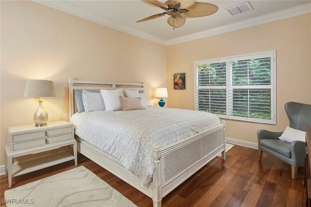 754 Vistana Circle Naples FL 34119