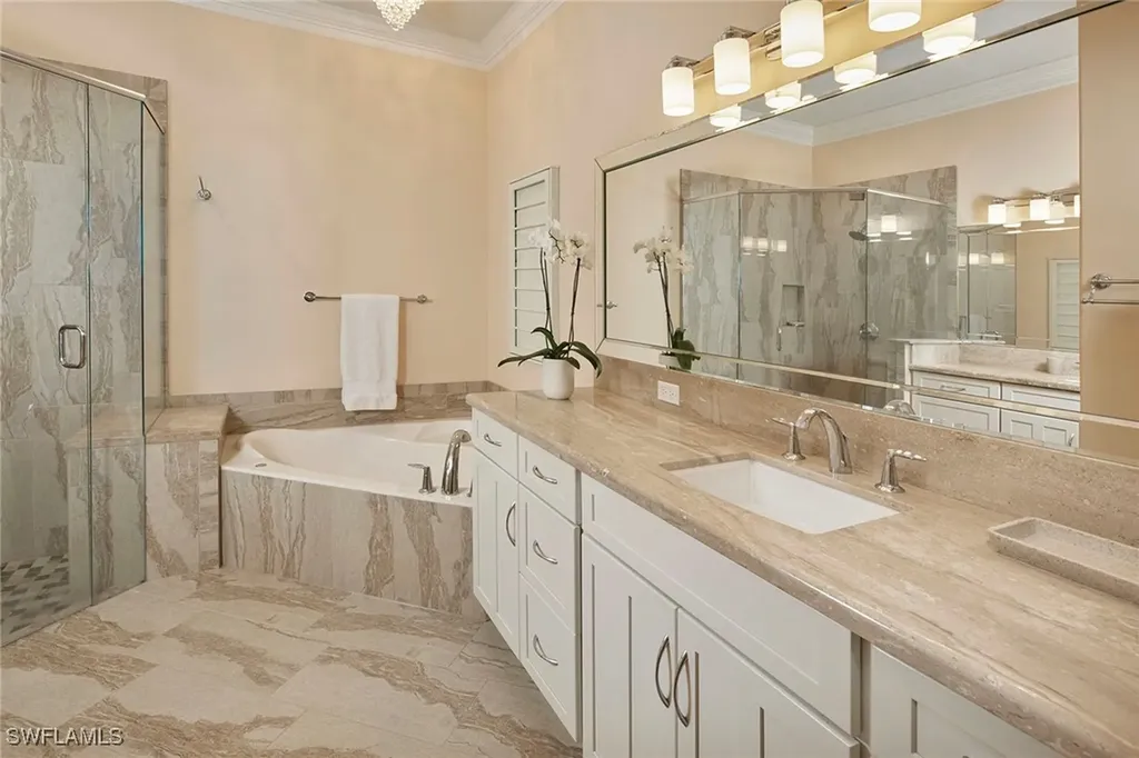754 Vistana Circle Naples FL 34119