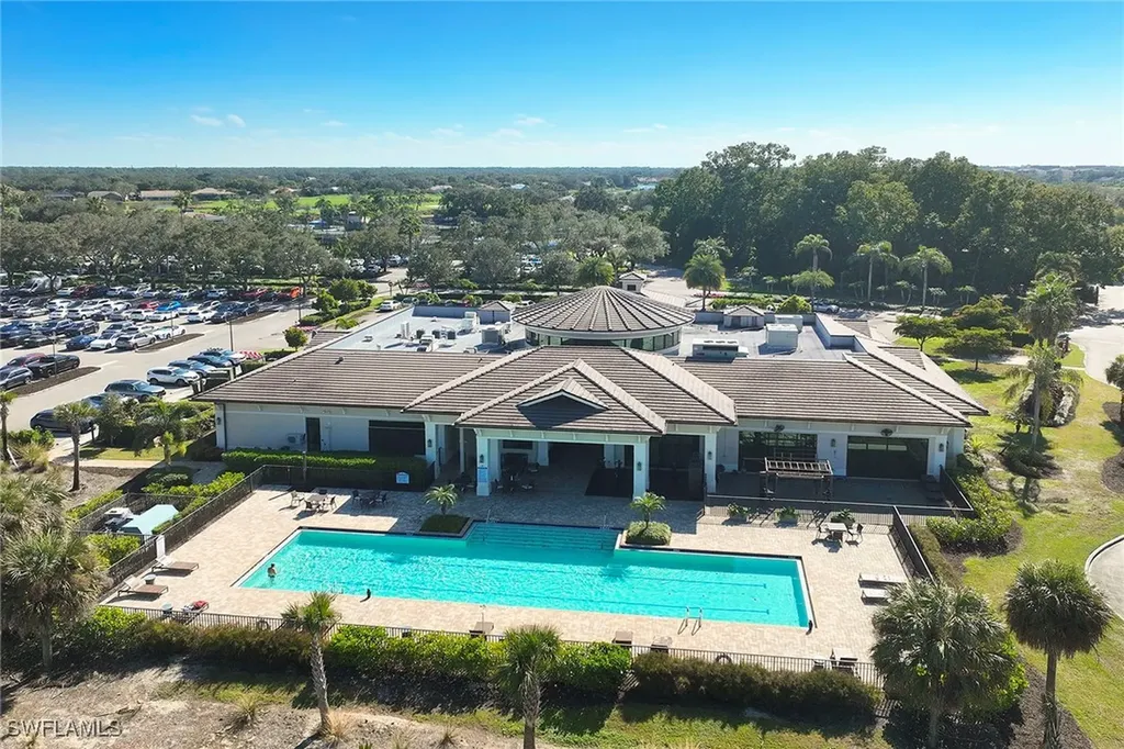 754 Vistana Circle Naples FL 34119