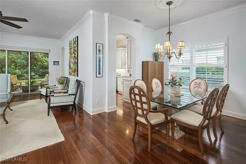 754 Vistana Circle Naples FL 34119