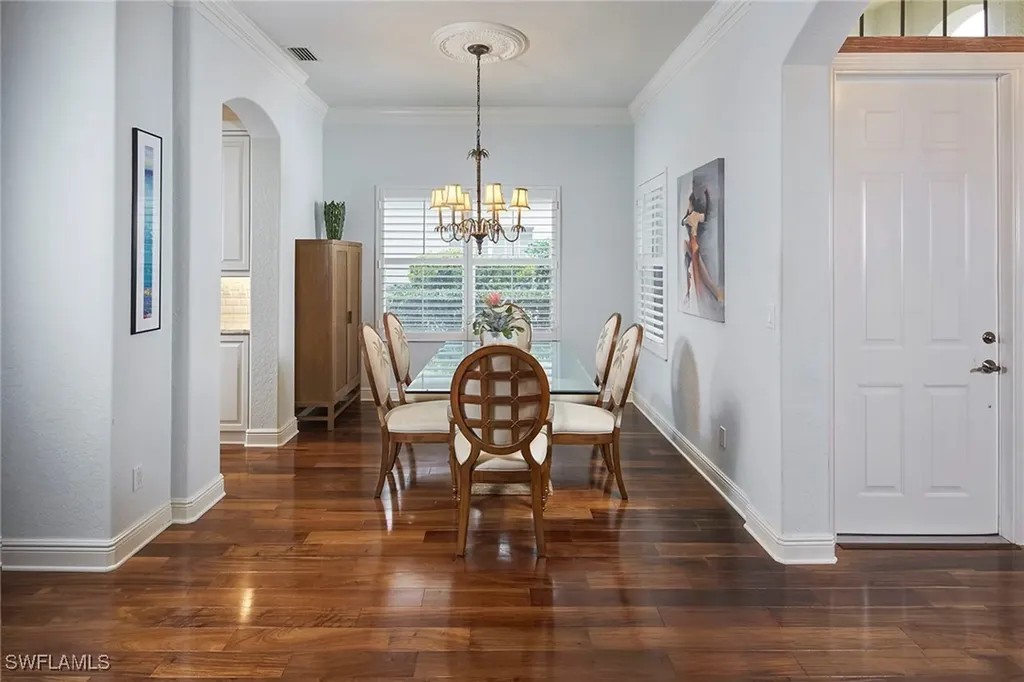 754 Vistana Circle Naples FL 34119