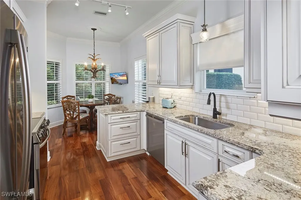 754 Vistana Circle Naples FL 34119