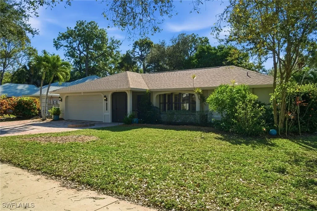 2644 River Reach Drive Naples FL 34104