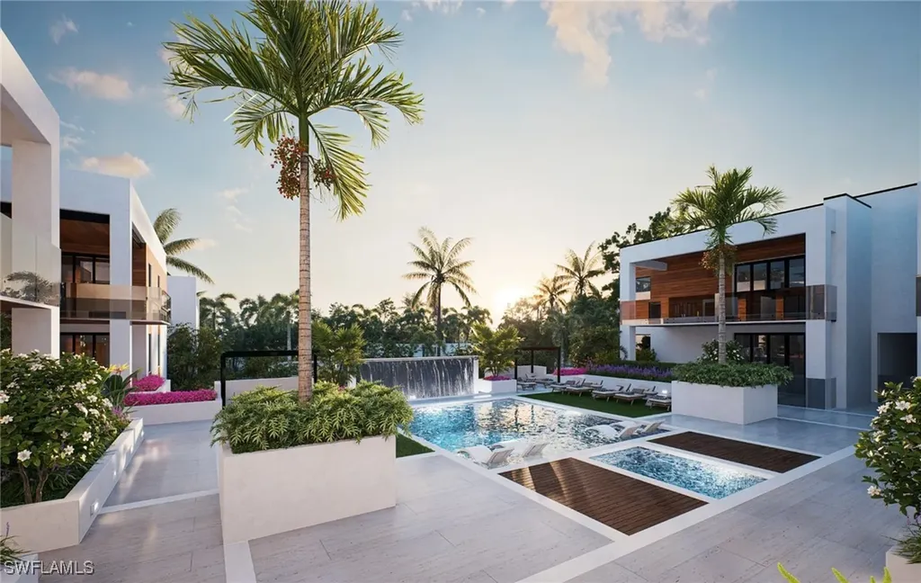 210 9th Street S Naples FL 34102