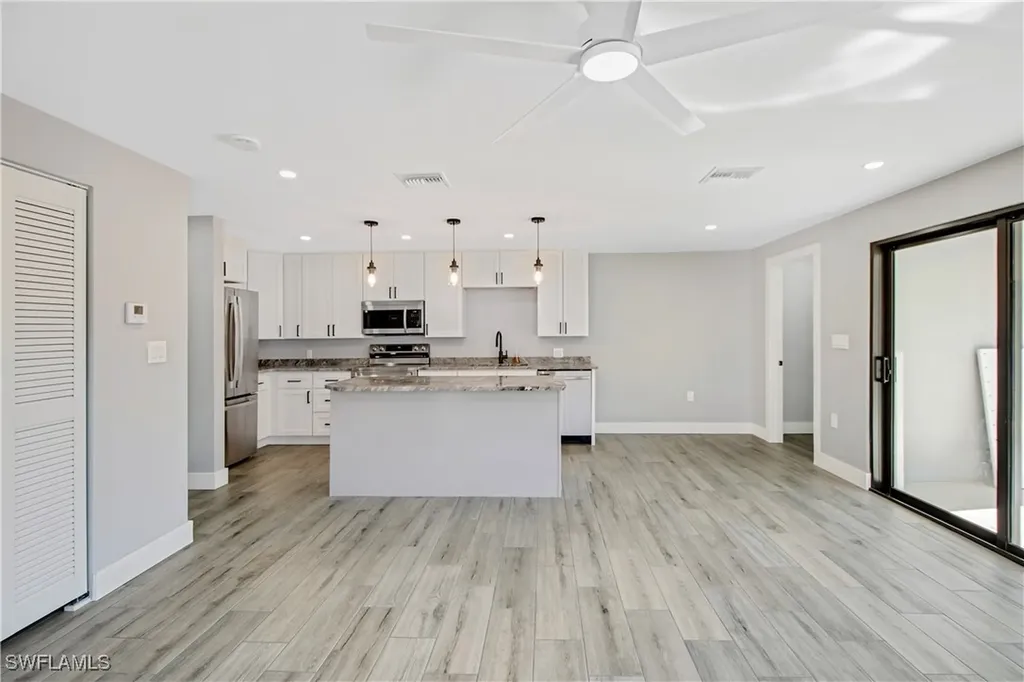 144 San Salvador Street Naples FL 34113
