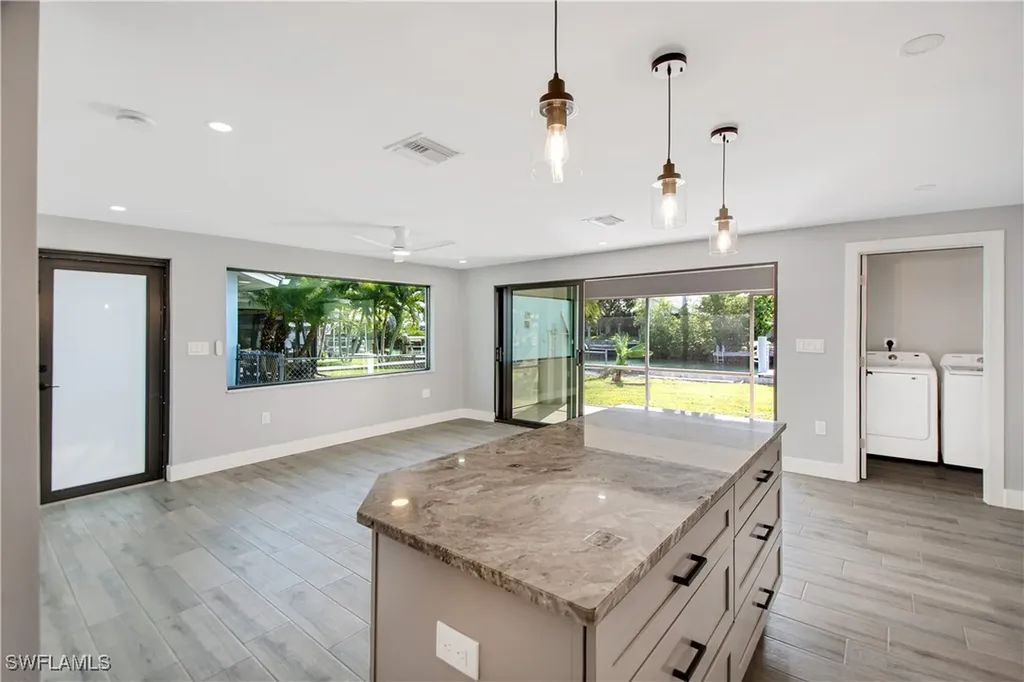 144 San Salvador Street Naples FL 34113