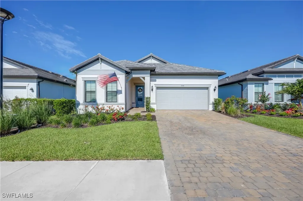 2048 Yellowfin Circle Naples FL 34114