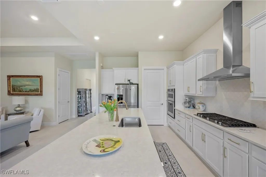 2048 Yellowfin Circle Naples FL 34114