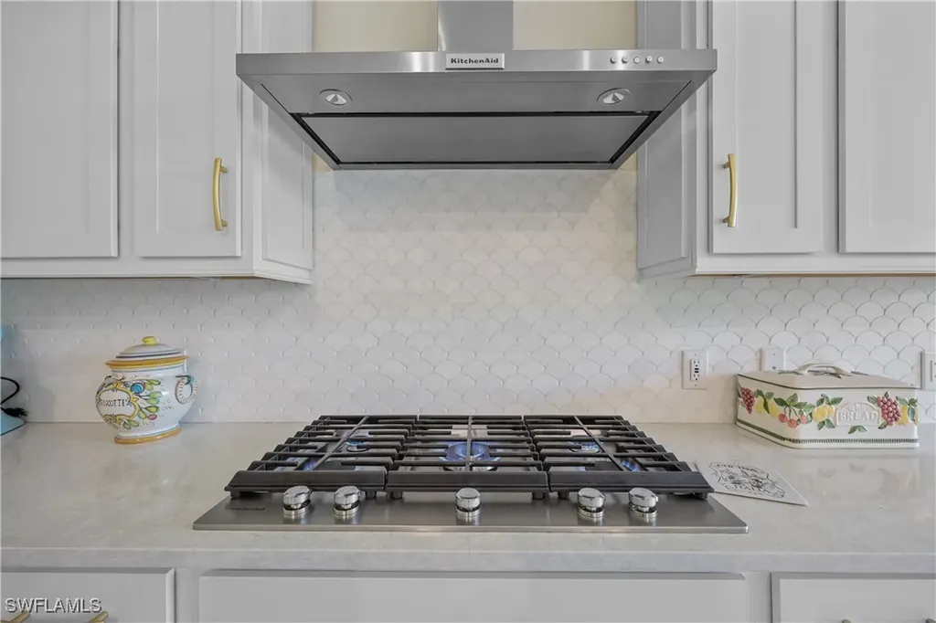 2048 Yellowfin Circle Naples FL 34114