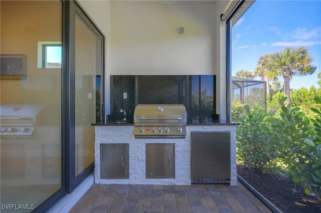 2048 Yellowfin Circle Naples FL 34114