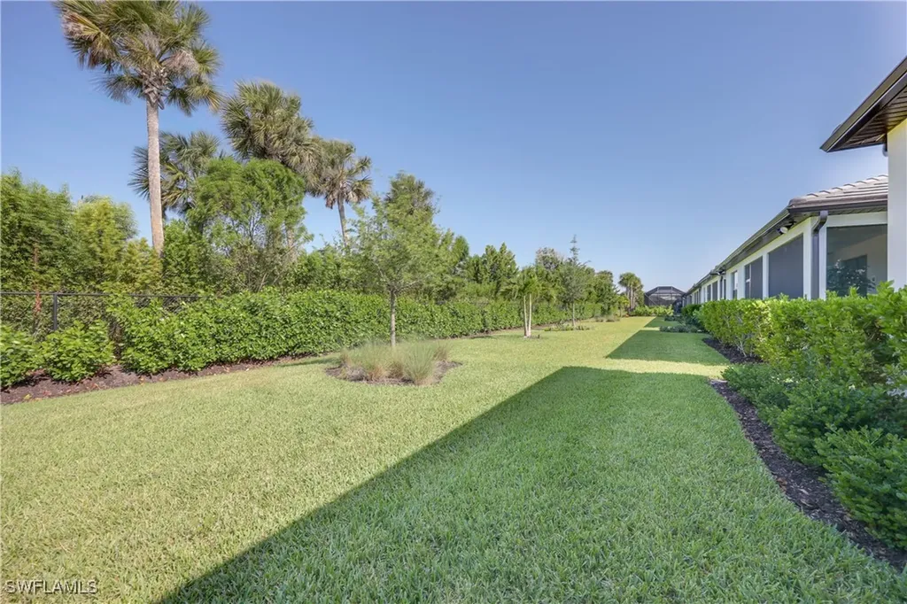 2048 Yellowfin Circle Naples FL 34114