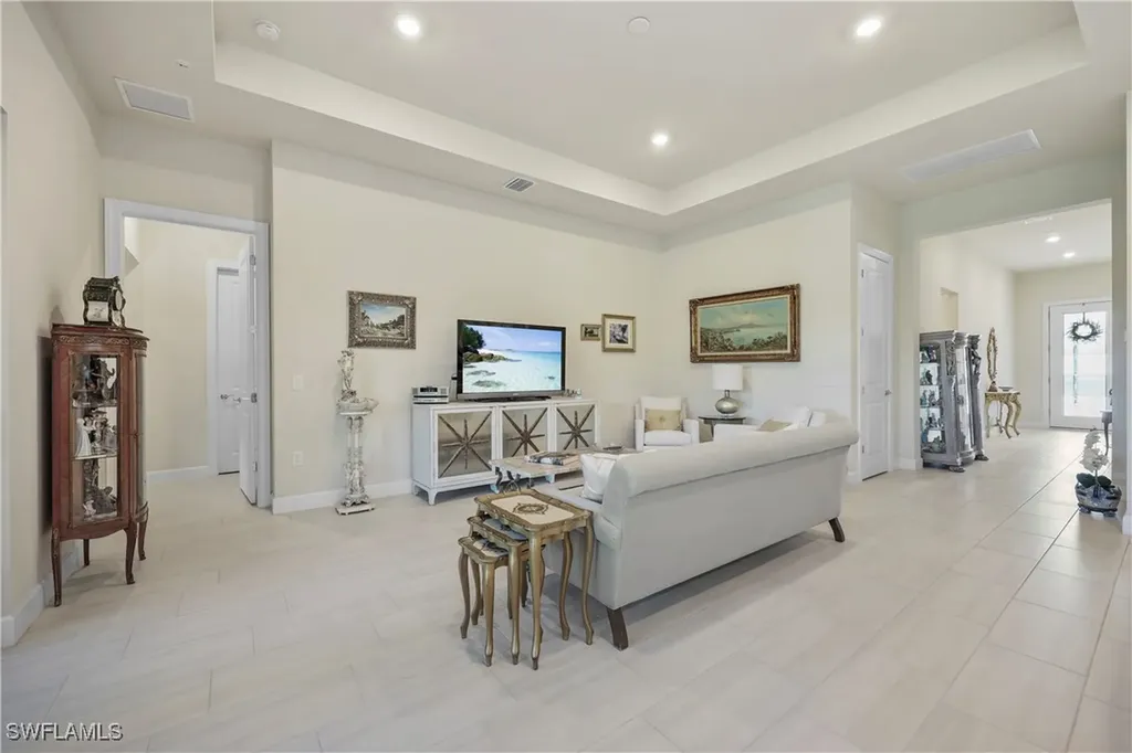 2048 Yellowfin Circle Naples FL 34114