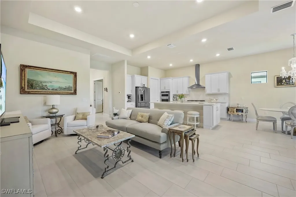 2048 Yellowfin Circle Naples FL 34114