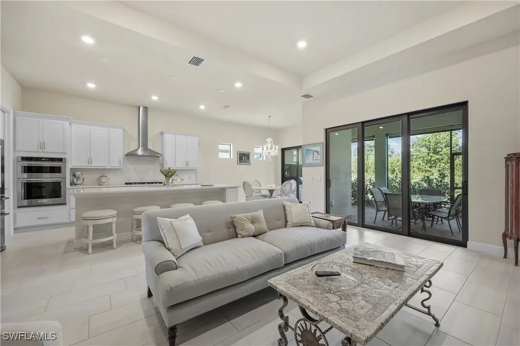 2048 Yellowfin Circle Naples FL 34114
