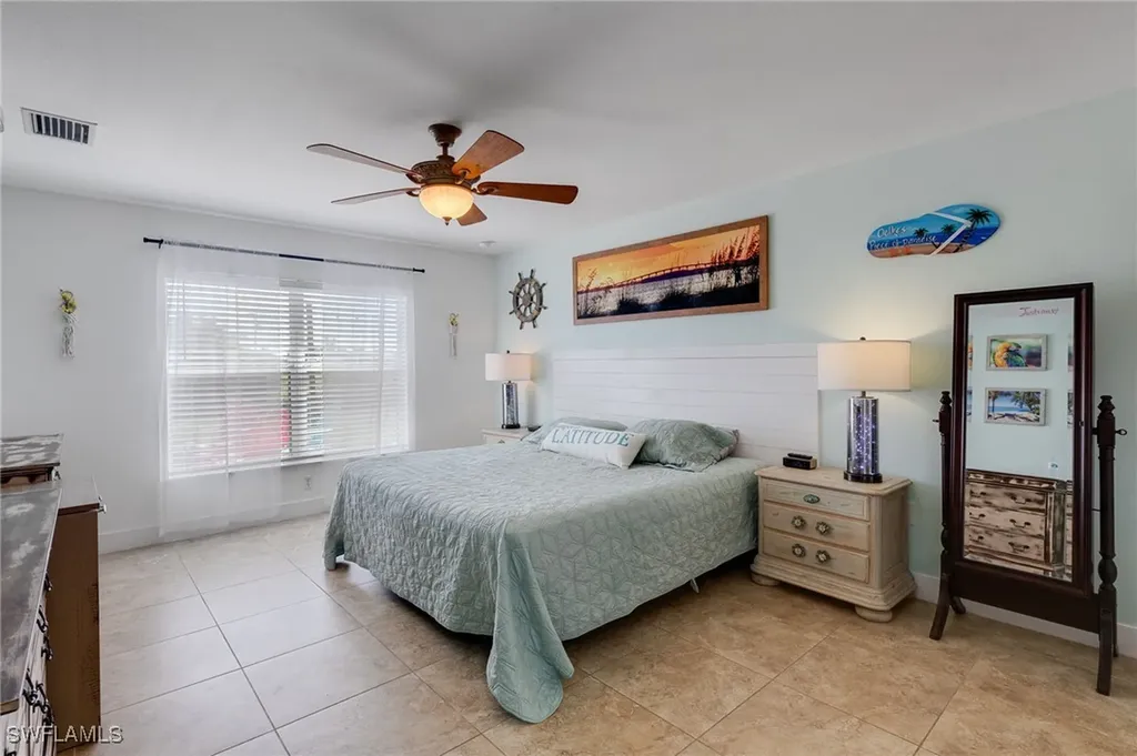 1413 NW 8th Place Cape Coral FL 33993