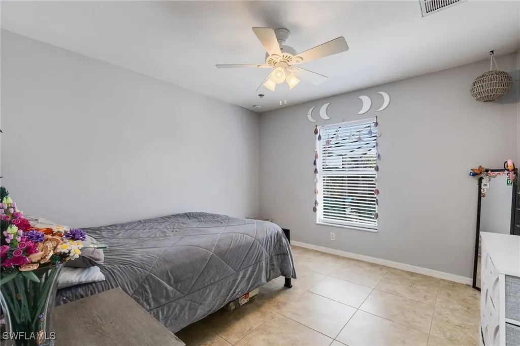 1413 NW 8th Place Cape Coral FL 33993