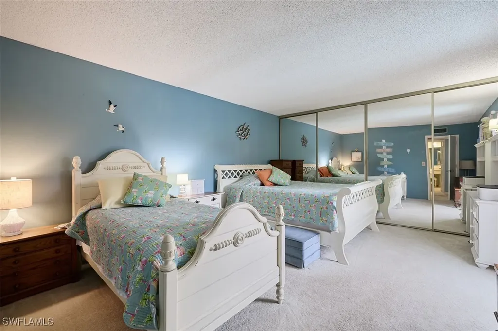 5247 Cedarbend Drive Fort Myers FL 33919