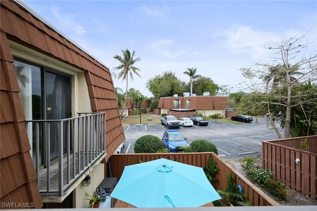 5247 Cedarbend Drive Fort Myers FL 33919