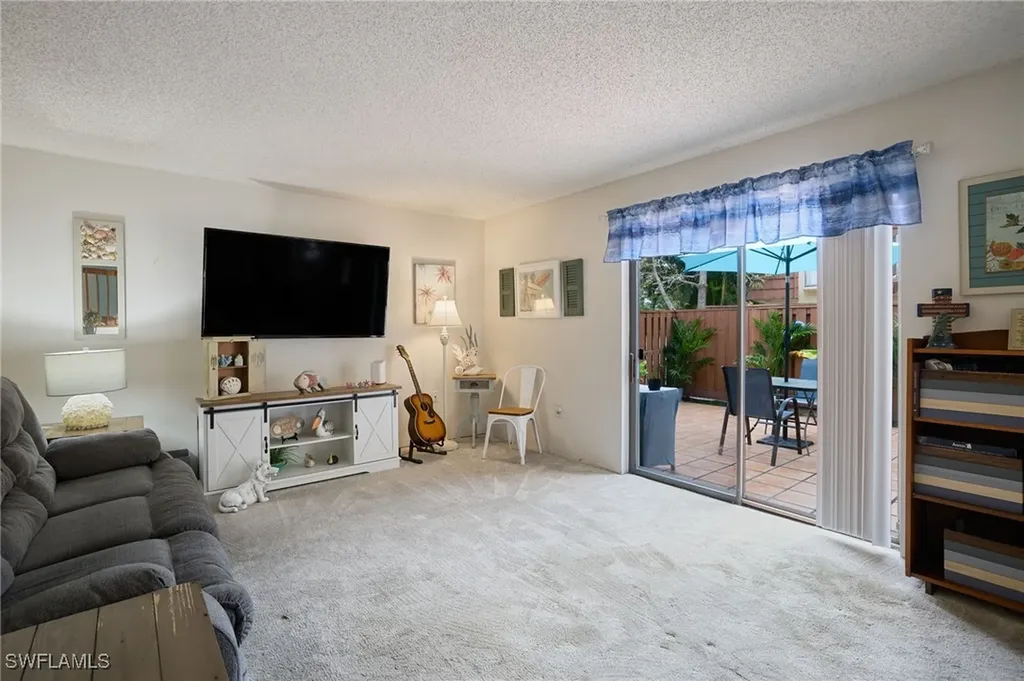 5247 Cedarbend Drive Fort Myers FL 33919