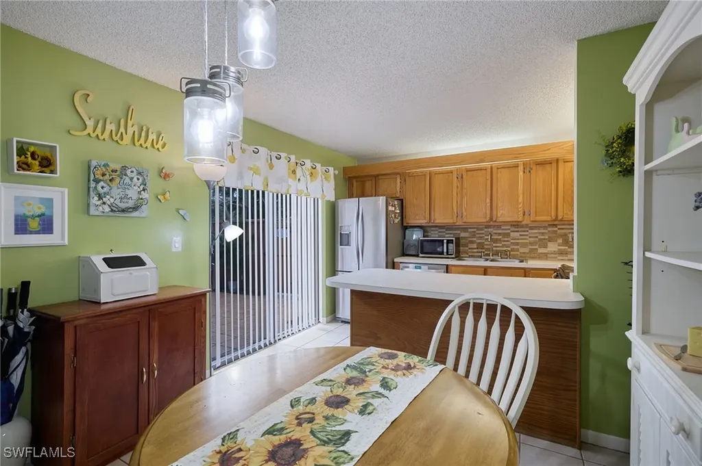 5247 Cedarbend Drive Fort Myers FL 33919