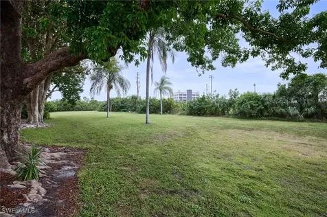 5247 Cedarbend Drive Fort Myers FL 33919
