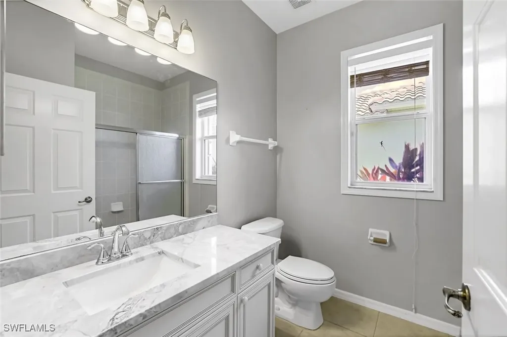18025 Greenwood Drive Naples FL 34114