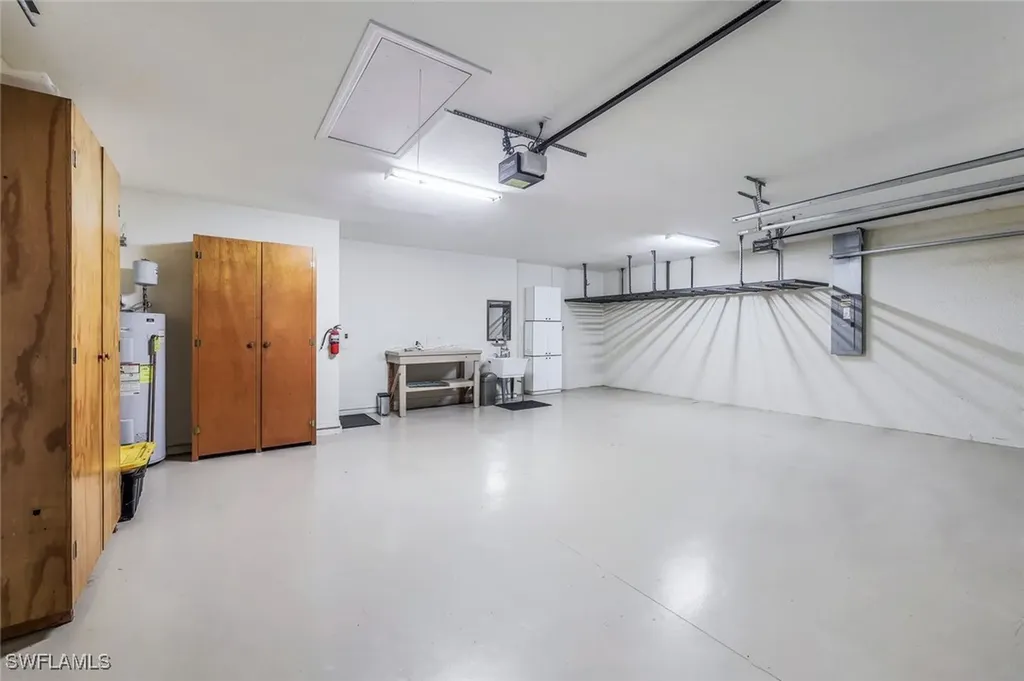 18025 Greenwood Drive Naples FL 34114