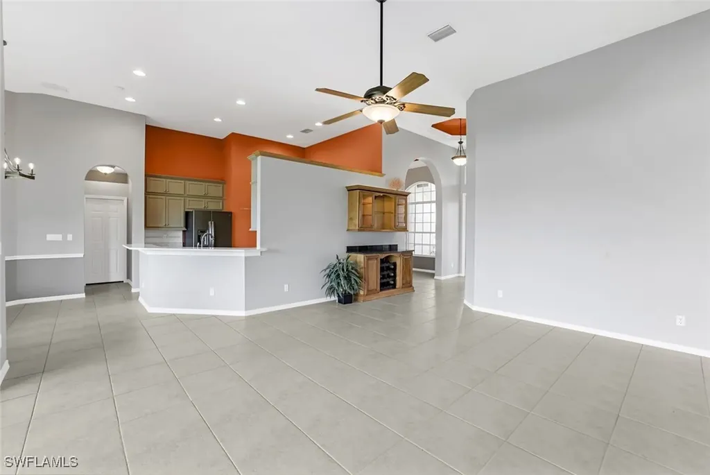 18025 Greenwood Drive Naples FL 34114